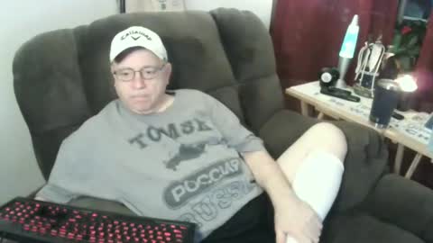 Snapshot of jpmel99 chatting on January 4, 2025, 11:27 pm jpmel99 online show from January 4, 2025, 11:27 pm