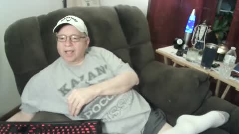 Snapshot of jpmel99 chatting on January 12, 2025, 4:31 am jpmel99 online show from January 12, 2025, 4:31 am