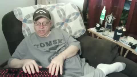 Snapshot of jpmel99 chatting on February 16, 2025, 2:20 am jpmel99 online show from February 16, 2025, 2:20 am