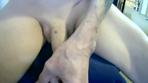 jries329 online show from April 21, 2026, 9:26 am