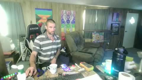 Snapshot of jrizzle1111 chatting on October 9, 2025, 12:03 pm jrizzle1111 online show from October 9, 2025, 12:03 pm