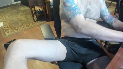 jsimon04 online show from February 25, 2025, 2:33 pm