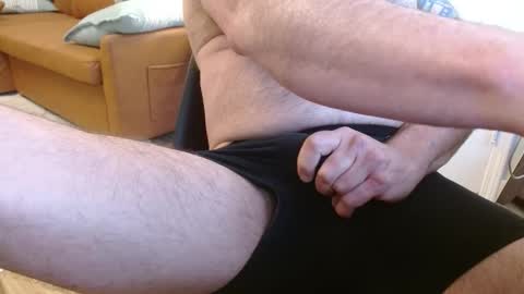 jsimon04 online show from November 15, 2025, 3:52 pm