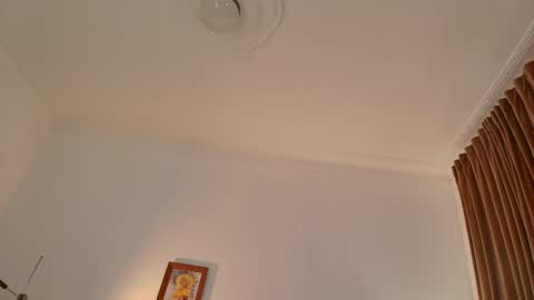 Jsmine  and sometimes Beaulooks online show from March 3, 2026, 11:43 pm