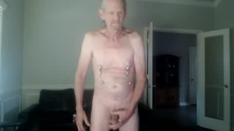 jtull52 online show from July 13, 2026, 4:43 pm