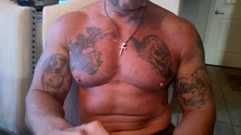 jtyahooo2 online show from October 18, 2025, 3:46 pm