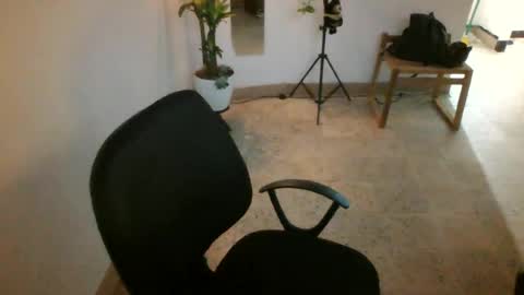 juan235665 online show from June 19, 2026, 2:16 am