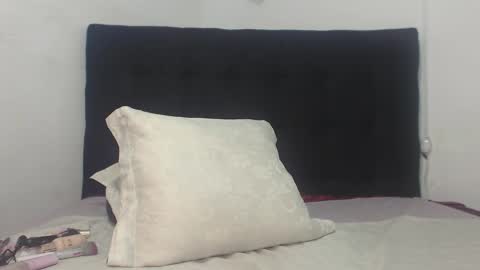    online show from February 5, 2026, 12:10 pm