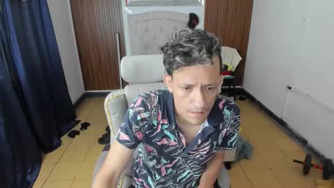 juan_and_luke online show from April 19, 2026, 11:31 am