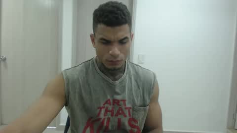 juan_gomez_1 online show from December 14, 2024, 11:50 am