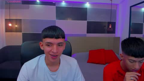 JuanSteven online show from February 28, 2025, 4:54 am