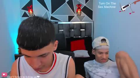 JuanSteven online show from March 26, 2026, 3:56 am