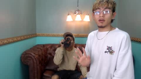 juan_saul1 online show from May 1, 2026, 7:29 pm