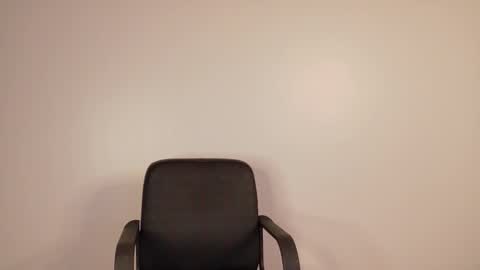 J U A N A  online show from November 28, 2025, 3:09 am