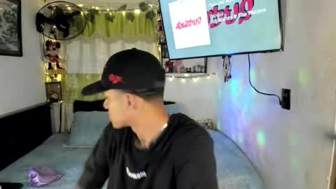 Snapshot of juanbigcock21cm chatting on June 22, 2026, 7:00 pm juan jose online show from June 22, 2026, 7:00 pm