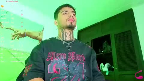 Snapshot of juancamilo66_ chatting on July 18, 2026, 2:27 am juancamilo66_ online show from July 18, 2026, 2:27 am