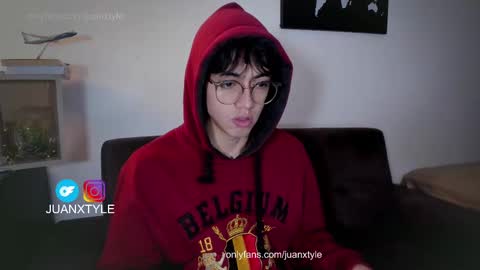 . online show from September 10, 2025, 3:17 am