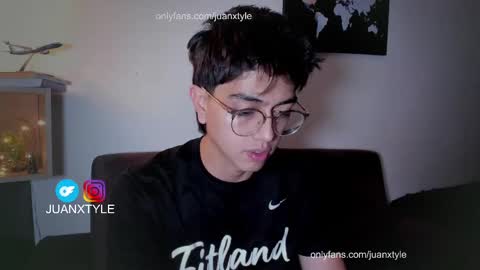 . online show from October 5, 2025, 11:02 pm