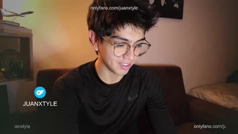 . online show from December 22, 2025, 1:24 am