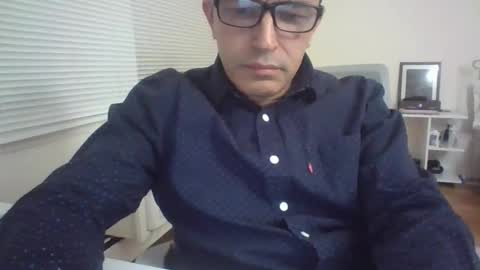 juanearth1 online show from January 13, 2026, 10:37 pm