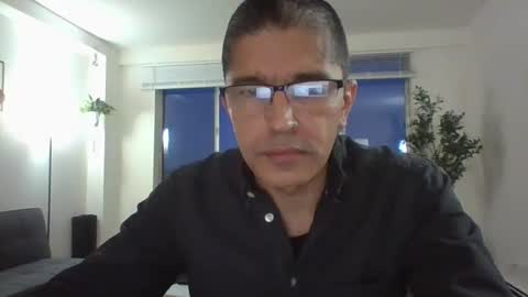 juanearth1 online show from February 2, 2026, 10:41 pm