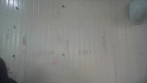 juanfe_style online show from April 15, 2026, 7:58 pm