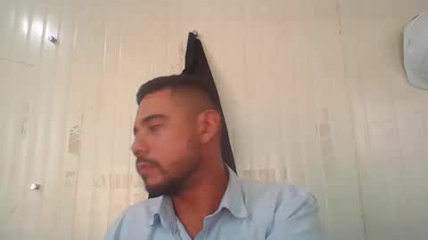 Snapshot of juanfe_style chatting on May 19, 2026, 1:50 pm juanfe_style online show from May 19, 2026, 1:50 pm