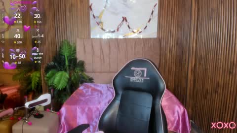 JUANITA online show from April 9, 2026, 11:37 am