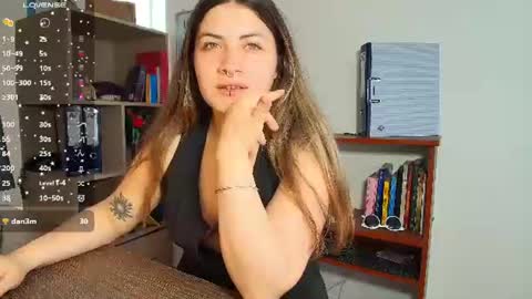 Snapshot of juanitablue chatting on June 13, 2026, 5:55 pm Blue online show from June 13, 2026, 5:55 pm
