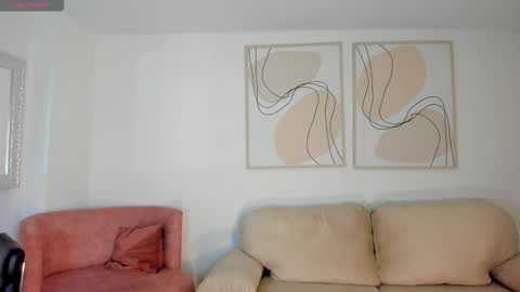 Juanita Clay online show from September 14, 2025, 11:20 am