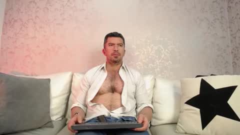 Snapshot of juank_fit45 chatting on September 12, 2025, 2:17 pm Juan k online show from September 12, 2025, 2:17 pm