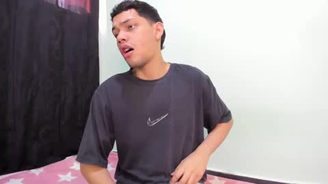 juansuarez204 online show from February 20, 2025, 10:48 pm