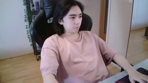 Aoi online show from December 9, 2024, 4:56 am