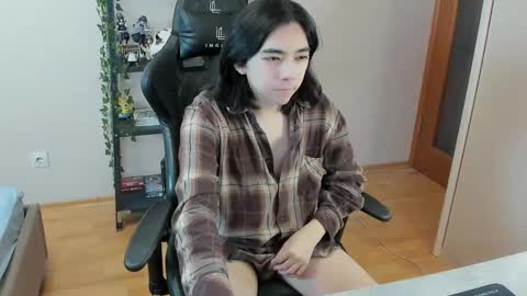 Aoi online show from February 28, 2025, 1:58 pm