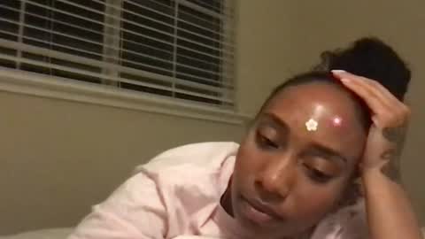 juicijazzi online show from November 5, 2025, 8:25 am