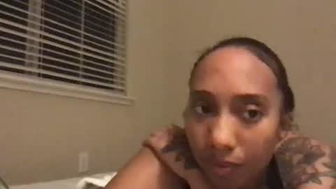 juicijazzi online show from November 18, 2025, 7:02 am