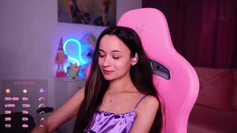 Angelina online show from April 18, 2026, 2:43 pm