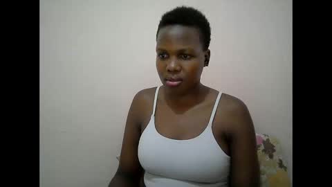 Snapshot of juicy_bella2 chatting on September 10, 2025, 10:21 pm juicy_bella2 online show from September 10, 2025, 10:21 pm