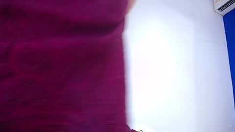 Snapshot of juicy_bignipples18 chatting on December 12, 2024, 5:15 pm juicy_bignipples18 online show from December 12, 2024, 5:15 pm