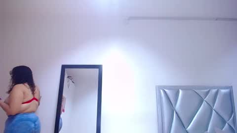 Snapshot of juicy_bignipples18 chatting on December 16, 2024, 1:43 pm juicy_bignipples18 online show from December 16, 2024, 1:43 pm