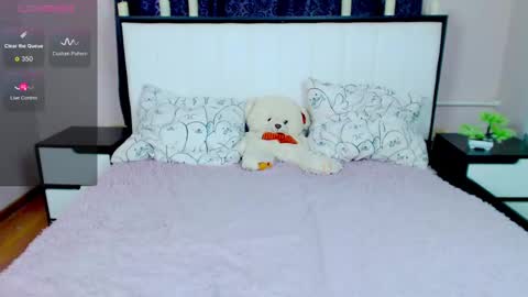 Diana For friends simple Di online show from February 2, 2025, 5:53 am