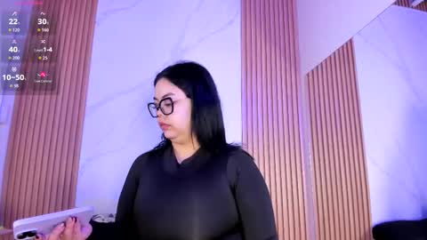 Juicy online show from November 26, 2025, 11:00 am