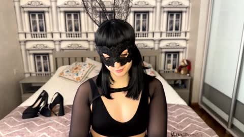 Lizzy online show from January 19, 2026, 11:47 am