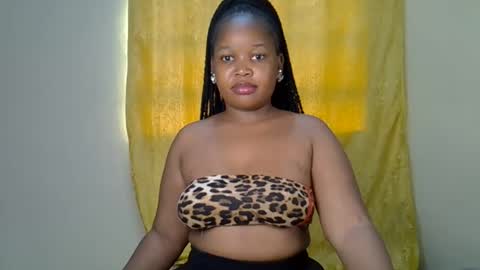 Snapshot of juicyassdall chatting on July 21, 2026, 12:18 pm juicyassdall online show from July 21, 2026, 12:18 pm