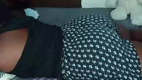 Snapshot of juicybooty_001 chatting on October 6, 2025, 3:59 am Sweetass online show from October 6, 2025, 3:59 am