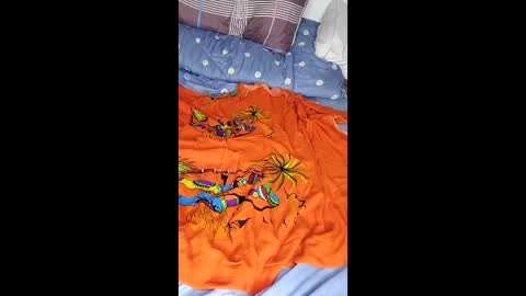 pretty online show from January 9, 2026, 10:44 pm