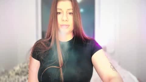 Elena online show from November 16, 2025, 3:06 pm