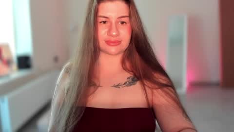 Snapshot of juicyhelenx chatting on May 19, 2026, 3:29 pm Elena online show from May 19, 2026, 3:29 pm