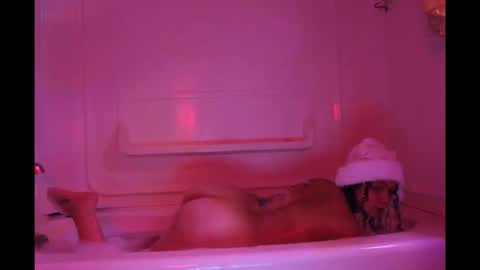 juicyjayxxx69 online show from November 26, 2025, 3:29 am