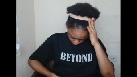 Snapshot of juicynwetx chatting on March 12, 2025, 11:44 pm juicynwetx online show from March 12, 2025, 11:44 pm